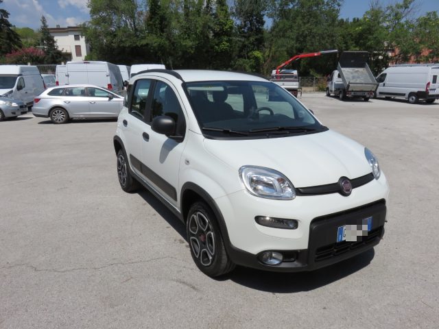 Fiat Panda 0.9 TwinAir Turbo Natural Power City Life CLIMA AU - foto 3 di 4