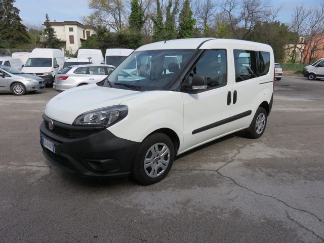 Fiat Doblo Dobl� 1.6 MJT 90CV S&S Combi N1 Easy usato a TOLENTINO