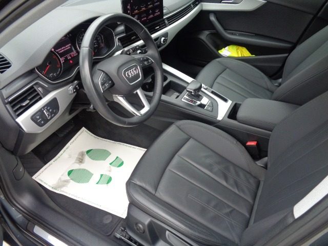 Audi A4 Avant 2.0 TDI S tronic Business pelle, del 2021, 77.000 km, in vendita a Tolentino (MC)