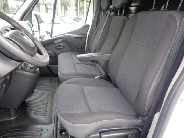 Opel Movano 35 2.3 CDTI 130CV PL-TA L3H2 usato a TOLENTINO