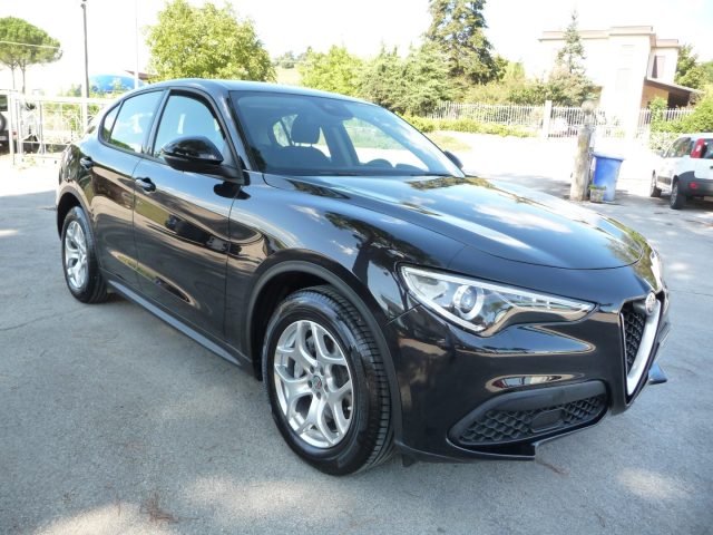 Alfa Romeo Stelvio 2.2 Turbodiesel 190 CV AT8 Q4 - foto 2 di 4