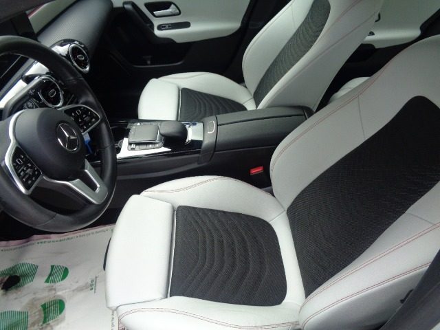 Mercedes-Benz A 180 d Automatic Business KM52000 - foto 3 di 4