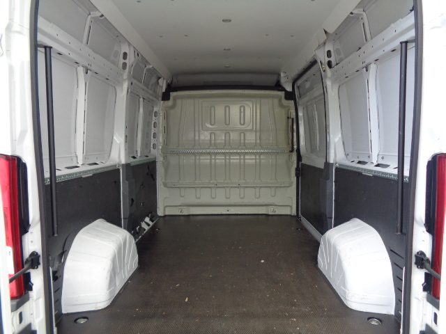 Fiat Ducato 35 3.0 CNG PM-TM Furgone, del 2016, 130.000 km, in vendita a Tolentino (MC)