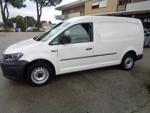 Volkswagen Caddy 1.4 TGI DSG Furgone Maxi, del 2019, 101.000 km, in vendita a Tolentino (MC)