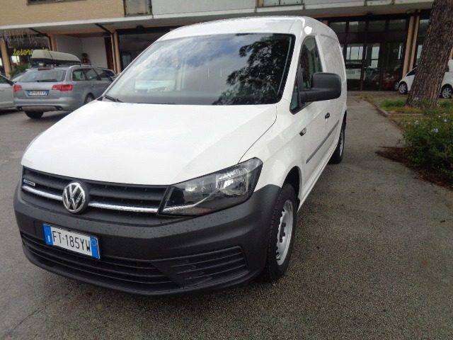 Volkswagen Caddy 1.4 TGI DSG Furgone Maxi usato a TOLENTINO