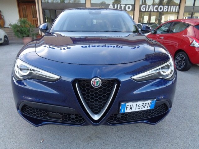 Alfa Romeo Stelvio 2.2 Turbodiesel 190 CV AT8 Q4 Executive, del 2019, 74.000 km, in vendita a Tolentino (MC)