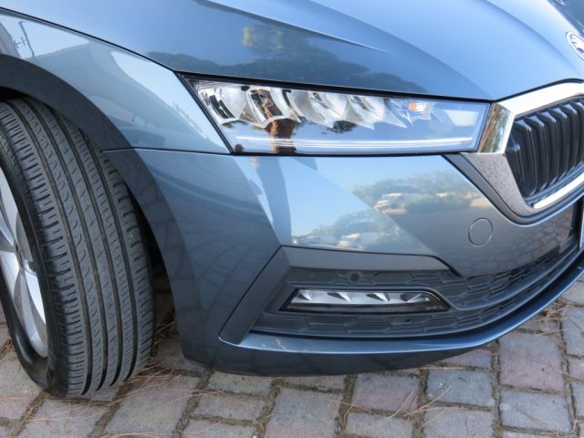 Skoda Octavia 1.5 G-TEC DSG Wagon Executive - foto 4 di 21