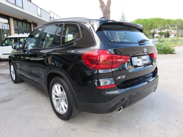 BMW X3 xDrive20i Business Advantage - foto 2 di 4