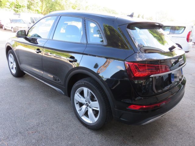 Audi Q5 45 TFSI quattro S tronic Business - foto 3 di 4