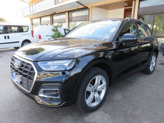 Audi Q5 45 TFSI quattro S tronic Business - foto 2 di 4