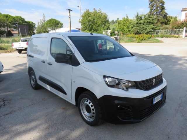 Peugeot Partner BlueHDi 130 S&S PC Furgone Premium 3 POSTI - foto 2 di 4