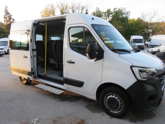 Renault Master T35 2.3 dCi 150 PM-TM COMBI 9 POSTI TRASP DISABIL - foto 2 di 4