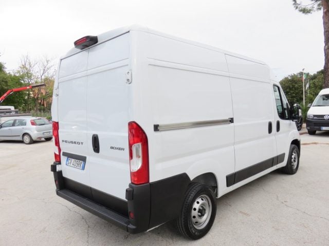 Peugeot Boxer 33 2.2 BlueHDi 140 S&S PM-TM km29000 - foto 4 di 4