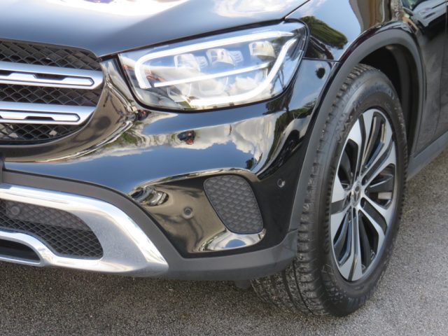 Mercedes-Benz GLC 220 d 4Matic Business Extra, del 2021, 200.000 km, in vendita a Tolentino (MC)