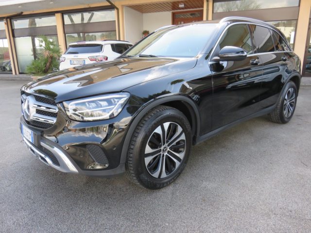 Mercedes-Benz GLC 220 d 4Matic Business Extra usato a TOLENTINO