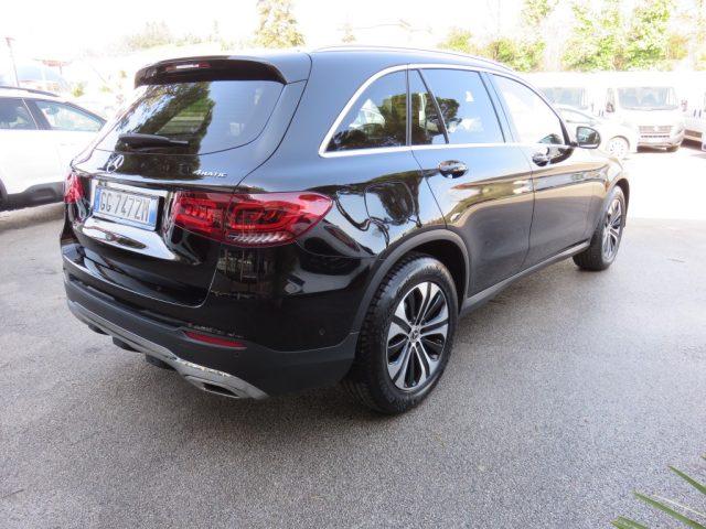 Mercedes-Benz GLC 220 d 4Matic Business Extra - foto 4 di 4