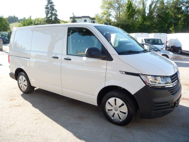 Volkswagen Transporter 2.0 TDI 150CV 4Motion PC Furgone Business usato a TOLENTINO