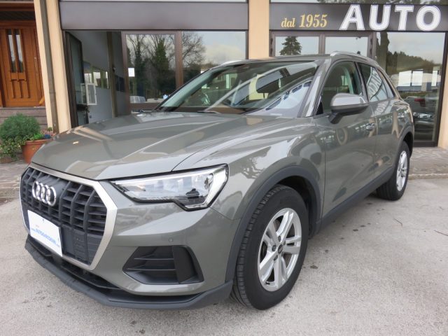 Audi Q3 35 TDI quattro S tronic Business KM58000 usato a TOLENTINO