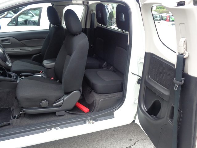 Mitsubishi L200 FULLBACK 2.4 DI 150CV Cabina Estesa SX 4x4 - foto 4 di 4