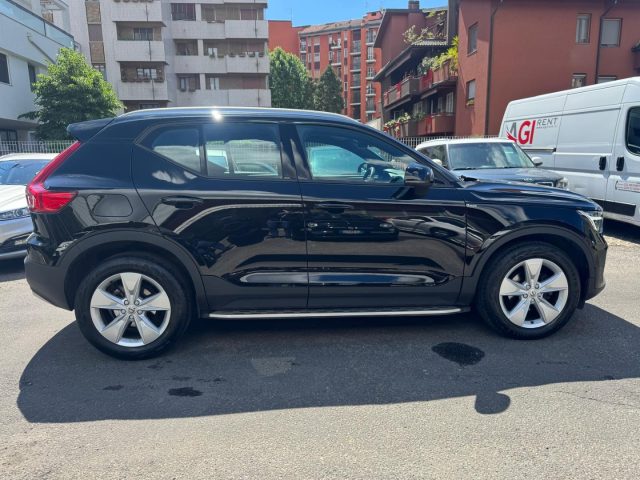 Volvo XC40 T2 automatico Core (AUTOCARRO N1) - foto 3 di 4