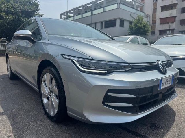 Volkswagen Golf Variant 2.0 TDI 150 CV DSG Edition Plus - foto 2 di 4
