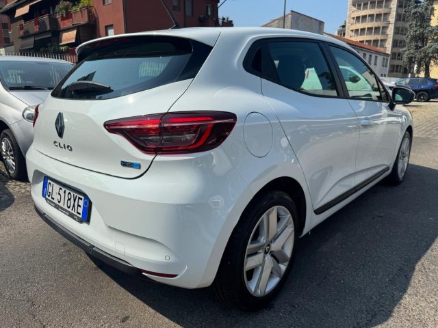 Renault Clio Full Hybrid 140 CV AUT.BUSINESS - foto 2 di 4