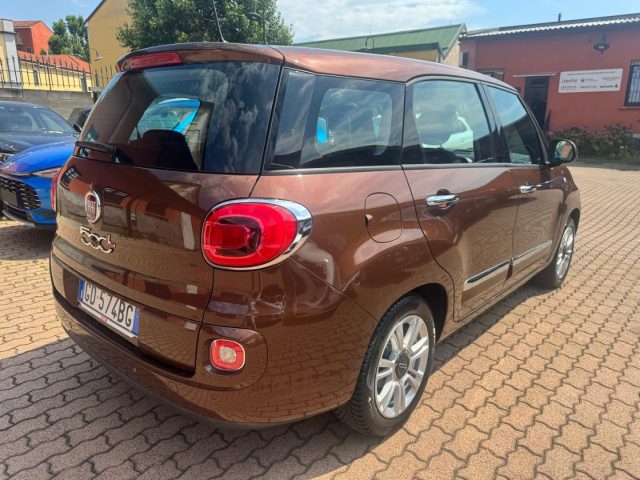 Fiat 500L Wagon 1.3 M-jet 95 CV Dualogic Lounge 7 posti - foto 2 di 4