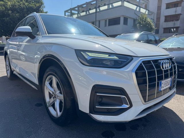 Audi Q5 35 TDI S tronic Business Advanced - foto 2 di 4