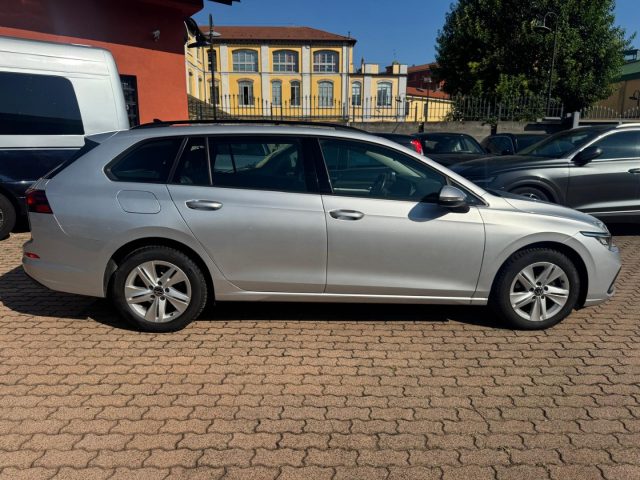 Volkswagen Golf Variant 1.5 eTSI EVO ACT DSG LIFE - foto 3 di 4