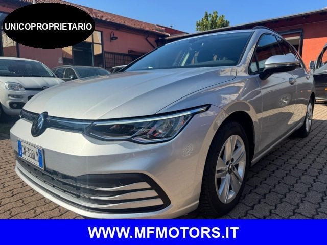 Volkswagen Golf Variant 1.5 eTSI EVO ACT DSG LIFE usato a MILANO