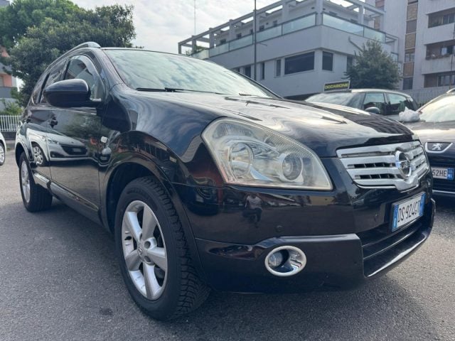 Nissan Qashqai+2 2.0 dCi DPF Tekna 7 POSTI - foto 2 di 4