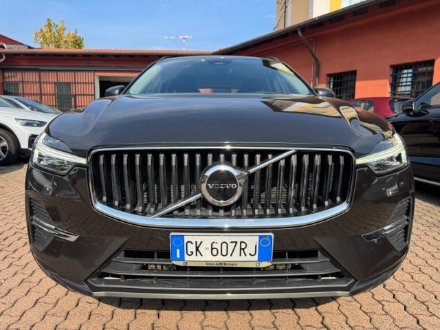 Volvo XC60 B4 Geartronic Momentum Pro - foto 3 di 4