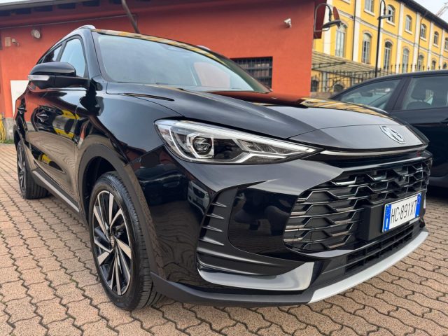 MG ZS 1.5 FullHybrid+ 197CV LUXURY + TETTO APRIBILE - foto 3 di 4