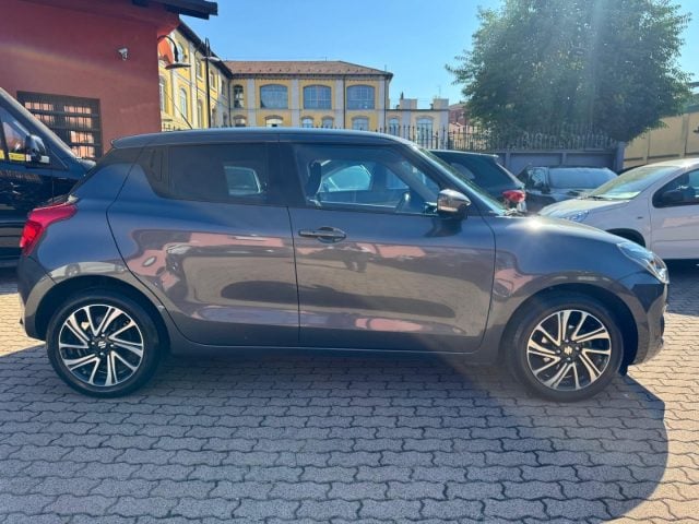 Suzuki Swift 1.2 Hybrid CVT Top - foto 3 di 4