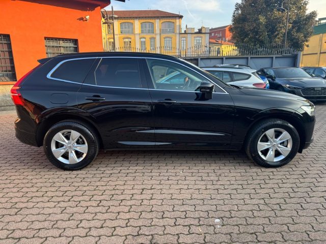 Volvo XC60 B4(d) 197CV AUT. Mom.Core (AUTOCARRO N1) - foto 3 di 4
