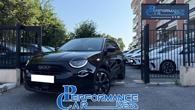 Fiat 600 HYBRID 1.2 110CV DCT MHEV LA PRIMA*24M.G.*CAM360°* usato a ROMA