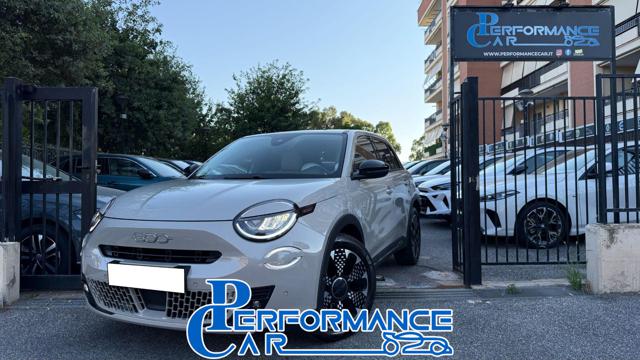 Fiat 600 HYBRID 1.2 110CV DCT MHEV LA PRIMA*24M.G.*CAM360°* - foto 1 di 4