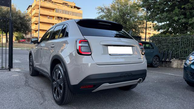 Fiat 600 HYBRID 1.2 110CV DCT MHEV LA PRIMA*24M.G.*CAM360°* - foto 4 di 4