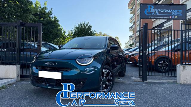 Fiat 600 HYBRID 1.2 110CV DCT MHEV LA PRIMA*24M.G.*CAM360°* usato a ROMA