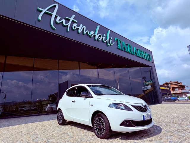 Lancia Ypsilon PLATINO - KM 19.000 - UNIPRO - NO OBBLIGO FINANZIA usato a CASTAGNOLE DELLE LANZE
