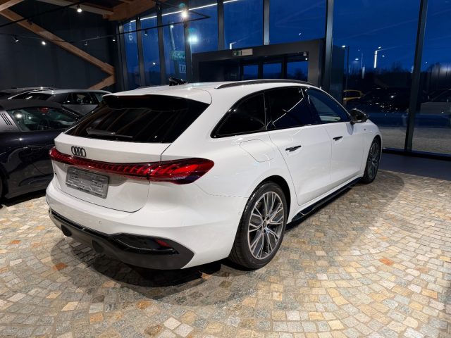 Audi A5 AVANT - KM 0 - S LINE INT ED EST - NO OBBLIGO FINA - foto 4 di 4