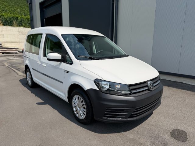 Volkswagen Caddy 5 POSTI VETTURA - KM 25.000 - NO OBBLIGO FINANZIAM usato a CASTAGNOLE DELLE LANZE