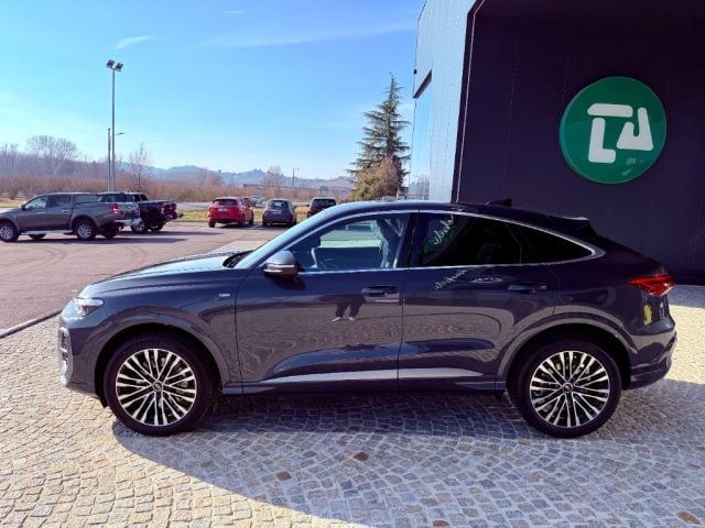 Audi Q5 KM 9.000 - S LINE INT+EST - 4X4 - NO OBBLIGO FIN - foto 4 di 4