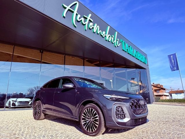 Audi Q5 KM 9.000 - S LINE INT+EST - 4X4 - NO OBBLIGO FIN usato a CASTAGNOLE DELLE LANZE