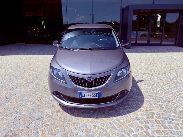 Lancia Ypsilon AZIENDALE - KM 69.000 - 5 POSTI - NO OBBLIGO FINAN - foto 2 di 4