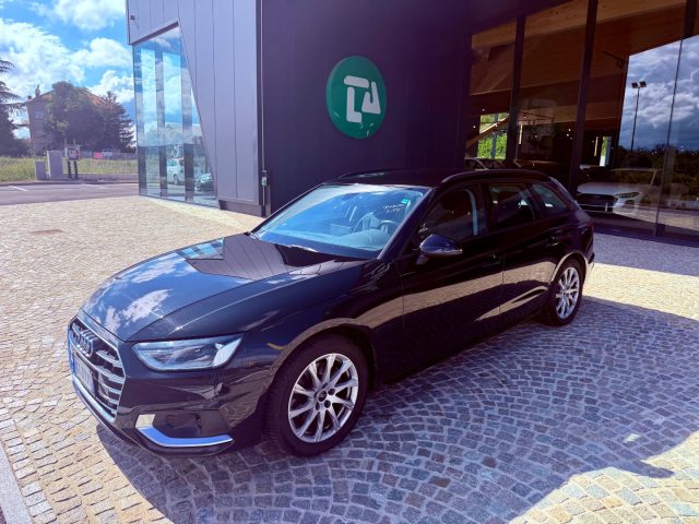 Audi A4 SW - KM 90.000 - AZIENDALE - S TRONIC - NO OBBLIGO - foto 4 di 8