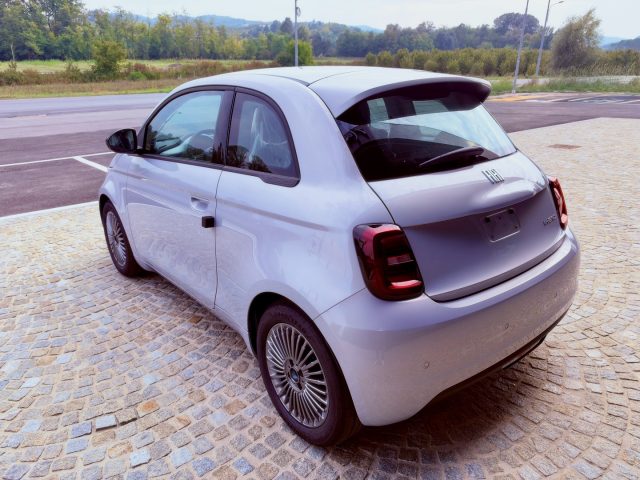 Fiat 500 ICON - TUTTI I COLORI - KM 0 - NO OBBLIGO FINANZIA - foto 4 di 4
