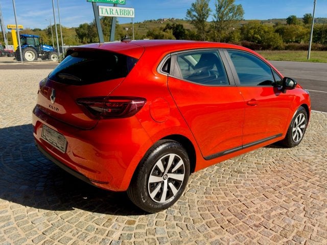 Renault Clio 90 CV - AZIENDALE - KM 25.000 - NO OBBLIOGO FINANZ - foto 4 di 4