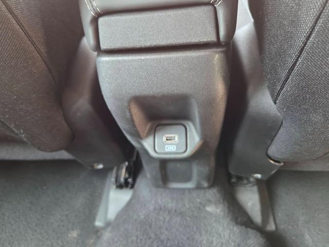 Jeep Renegade 1.5 Turbo T4 MHEV Summit - foto 4 di 4