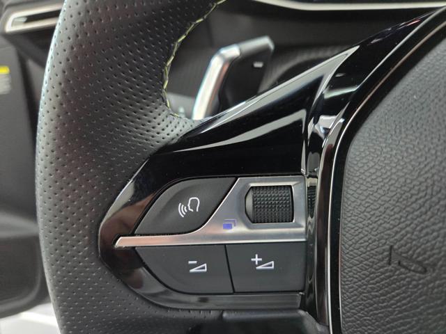 Peugeot 208 Hybrid 145 e-DCS6 GT + sedili elettrici - foto 4 di 4